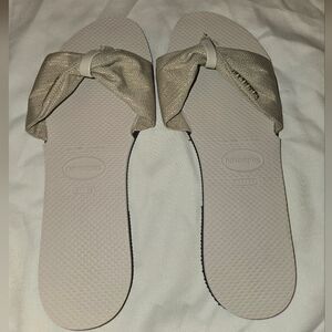 Havaianas Cream St Tropez Sandals NWT